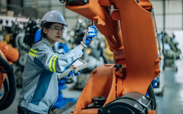 tech-controls-maintains-robotic-arm